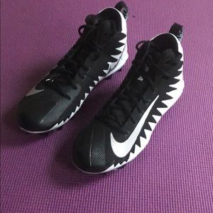 NEW Men’s Nike Alpha Menace Football Cleats!